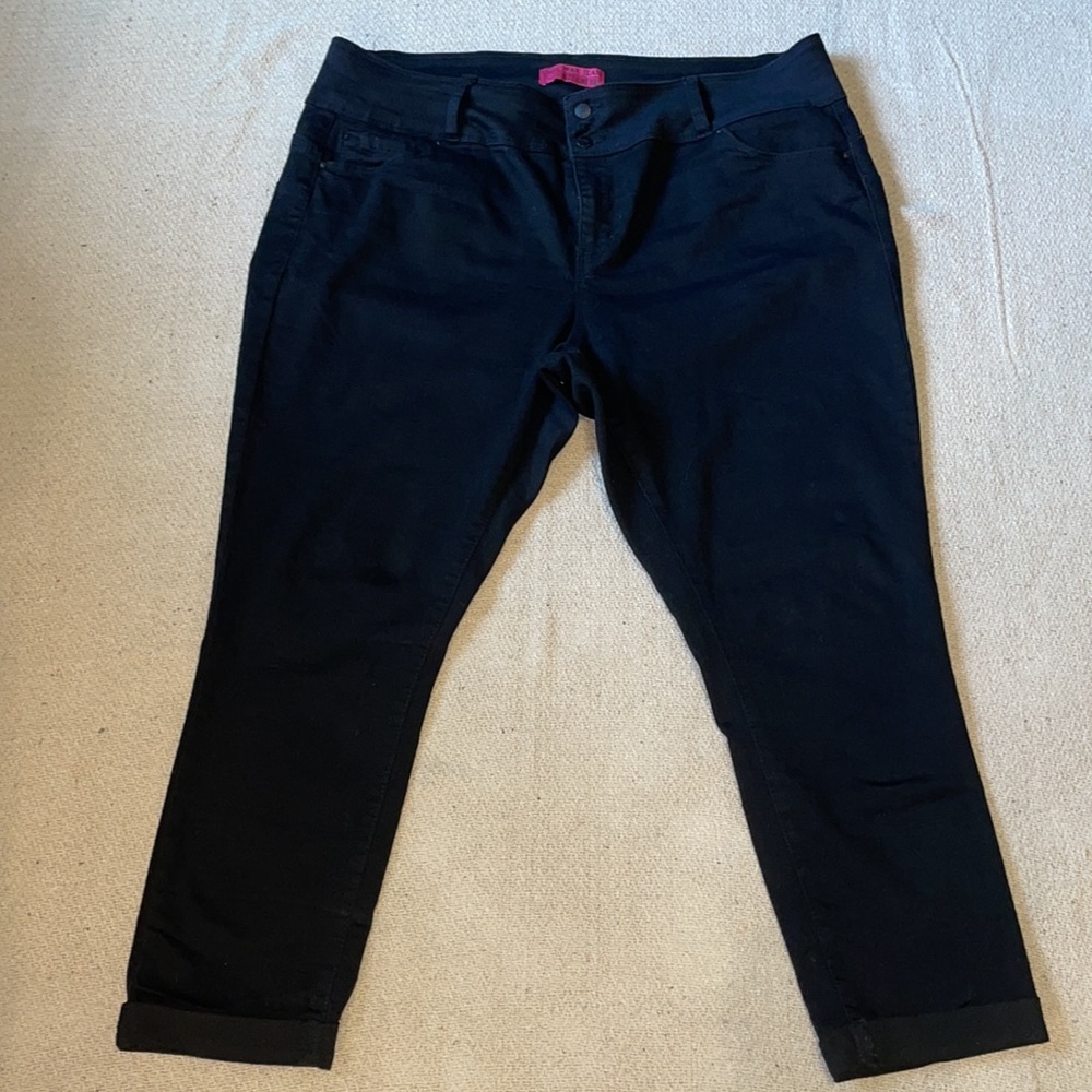 Wax Jean Sz 20 blk straight leg jeans w cuff